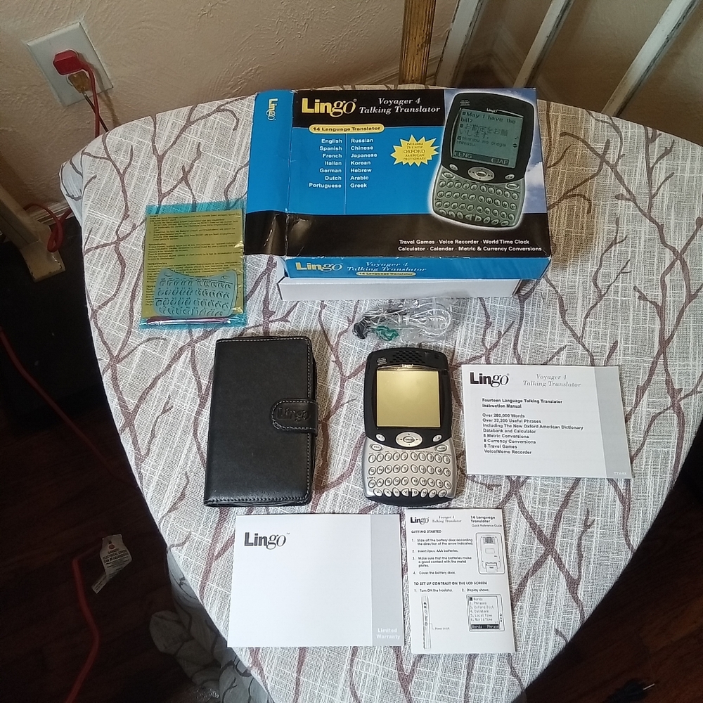 New Lingo Voyager 4 Talking Translator 14 Languages